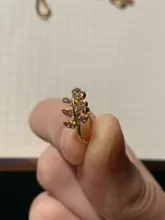 Pendientes de cartílago falso para mujer, aretes pequeños a la moda, Color dorado, sin piercing