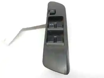 

R32 NISSAN first saloon front lift knob (P11)