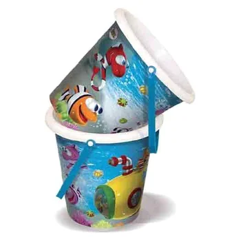 

Bucket with handle