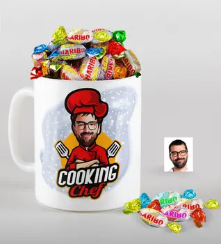 

Personalized Men Chef Caricature Of mug And Haribo Candy Gift Seti-11