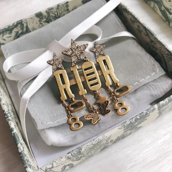 

C1876 Fashionable and upscale do old brass inlay A zircion brooch personalized multi - layer star bee letter tassel pin claspJD