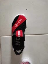 Sandalias de verano para bebés y niñas, zapatos transpirables de tela de red de Color, nuevo diseño