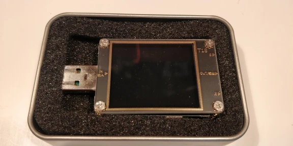 Отзыв о товаре USB-тестер T18-X6, вольтметр-измеритель напряжения и силы тока, HD цветной QC4 + PD3.0 QC2.0QC3.0 PPS, тест емкости с протоколом быстрой зарядки от пользователя A***v