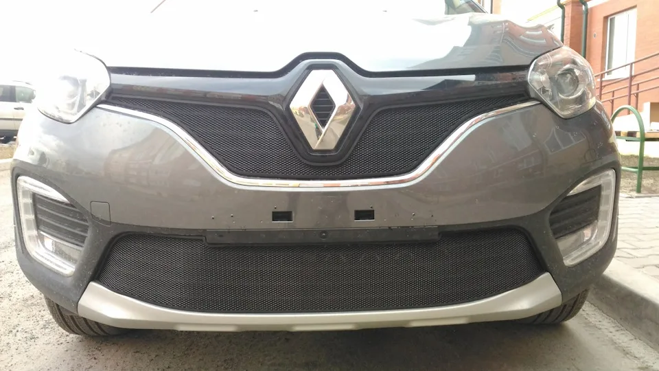 Защита радиатора сетка Renault Kaptur->