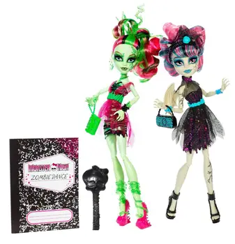 

Rochelle Goyle and Venus "zombie neck"-a set of dolls