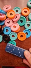100 Uds 24mm portátil de plástico anillo de carpeta hebilla de 360 grados de rotación de agujero color aprendizaje suministros de encuadernación