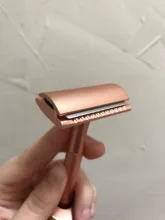 HAWARD-maquinilla de afeitar de doble filo para hombre y mujer, maquinilla de afeitar Manual clásica para la depilación, 20 hojas de afeitar, oro rosa