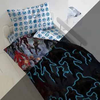 

Kids bedding made of 100% cotton "Avengers on guard"