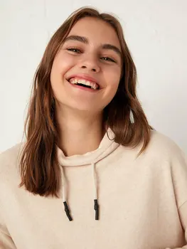 

Collar Detailed Soft Textured Sleepwear Top