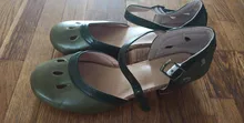Sandalias Retro de tacón medio de talla grande para mujer, zapatos informales con correas de hebilla de tobillo, cubierta de costura, zapatos de tacón Vintage para mujer