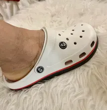 Zapatillas tipo zuecos para hombre, sandalias a la moda, zueco cómodo y transpirable con una tira que envuelve el tobillo, calzado con fondo suave de EVA, novedad, ideal para la playa, 2020