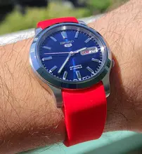 Correa de silicona suave para reloj, banda de goma Universal de 18mm, 20mm, 22mm, 24mm, arco de codo, deportiva, resistente al agua, accesorios de pulsera de repuesto