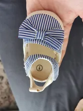 Zapatos de verano para niños recién nacidos, zapatos de cuna blandos, zapatillas antideslizantes con lazo a rayas, 0 a 18M, 2021