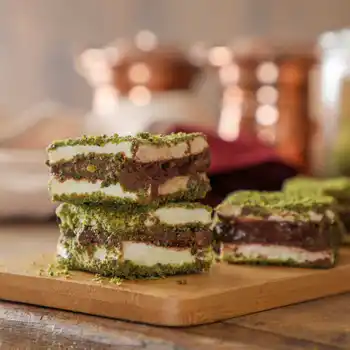 

Pistachio Chocolate Turkish Delight Traditional Delicious Tasty Healthy Ramadan Gift For Special Days 250GR 500GR