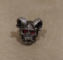 Anillo de acero inoxidable gótico Vintage para hombre, anillo de calavera para hombre, anillo con grabado de motocicleta, accesorios de joyería