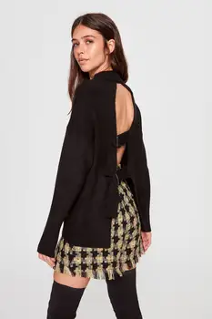 

Trendyol Back Low-Cut Knitwear Sweater TWOAW20NK0039