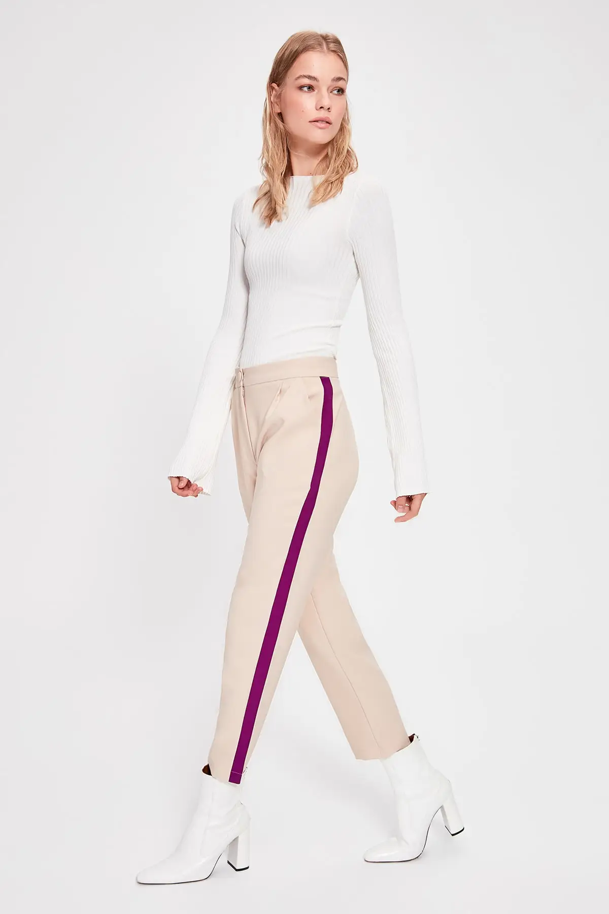 

Trendyol With Color Block Pants TWOAW20PL0316
