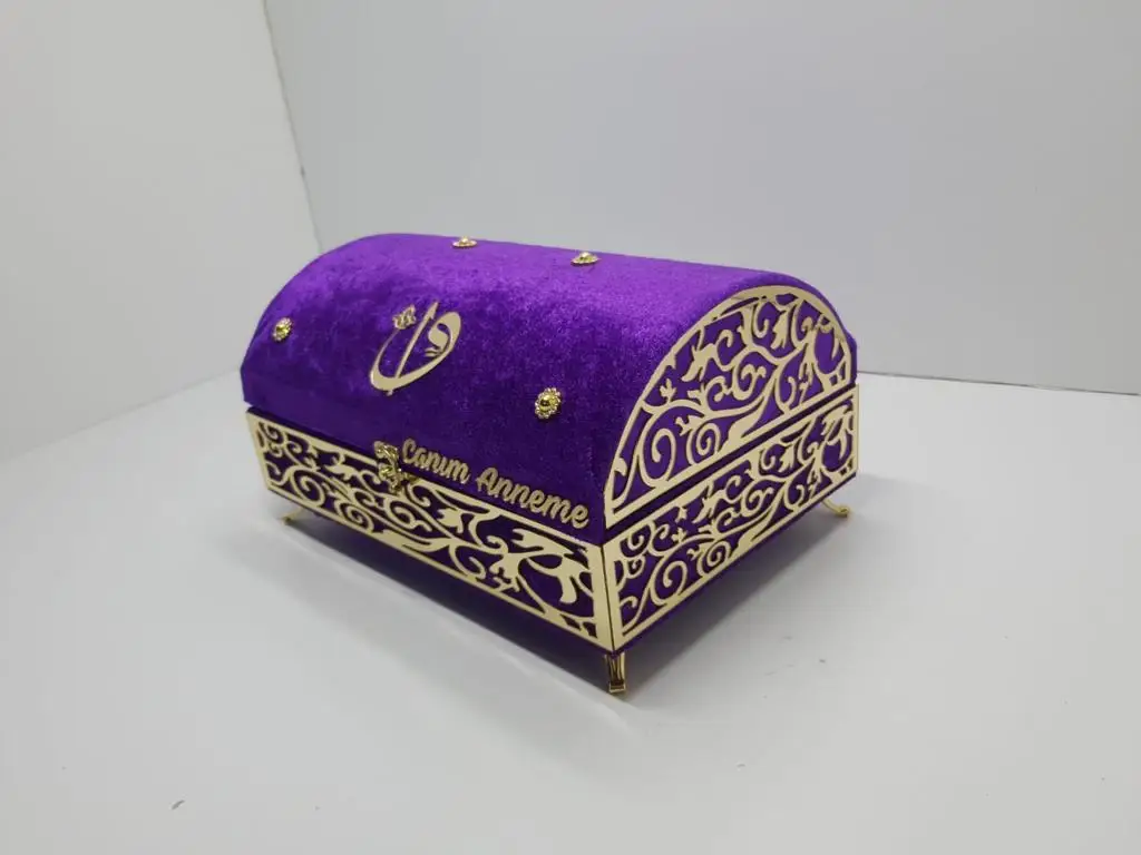 

Big Size Luxury Boxed Quran Set Gift Velvet Purple Color Quran Pearl Rosary