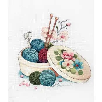 

K-363 cross stitch set constellation 'шкатулочка' 23*23 cm