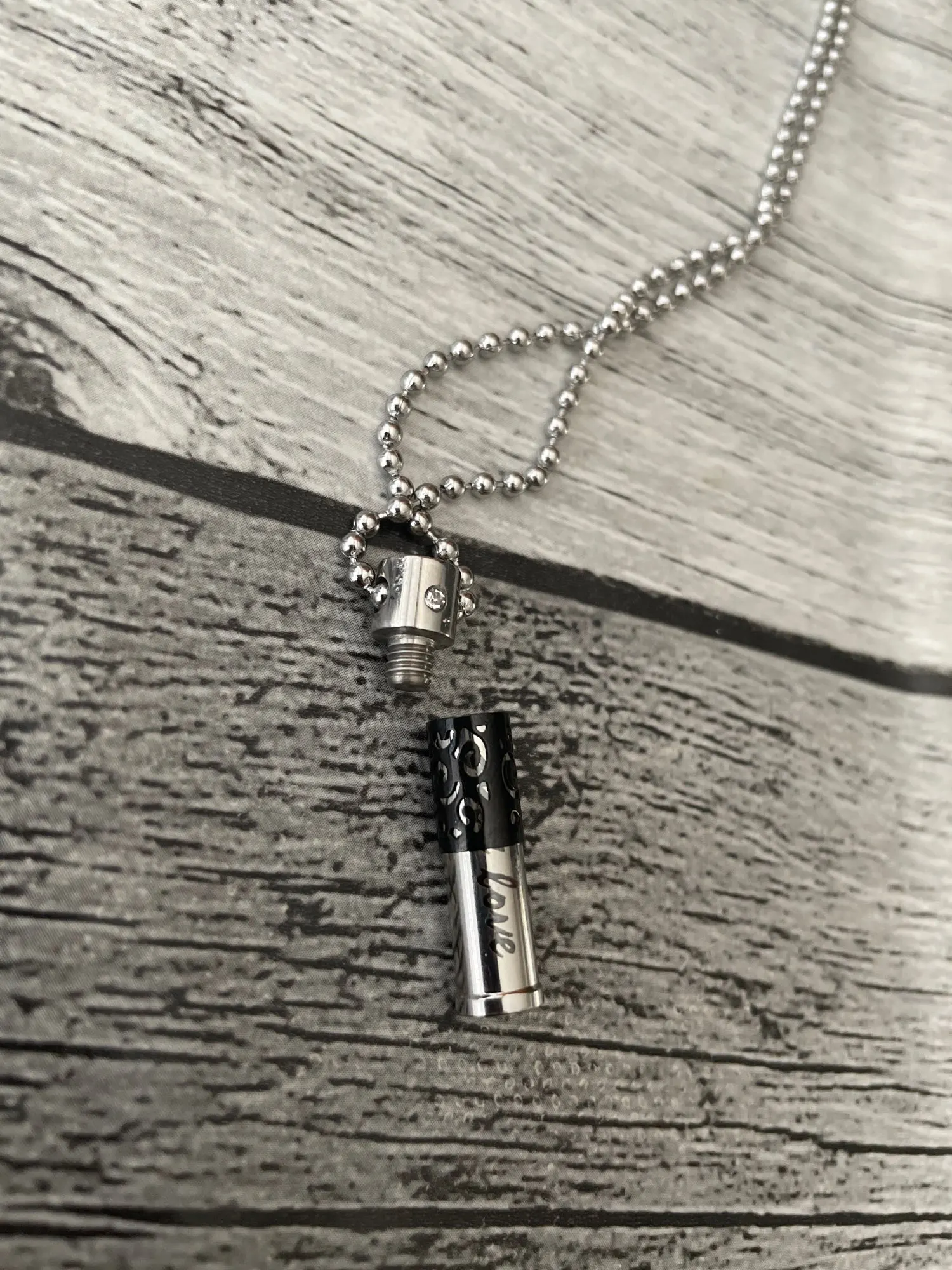 Cylinder Ashes Necklace