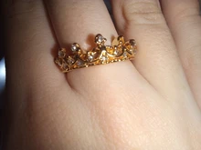 Anillo de compromiso con forma de corona hueca para mujer, sortija con carácter de Reina, con cuentas de cristal Vintage, para boda