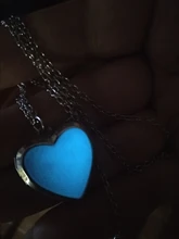 Collar que brilla en la oscuridad para mujer, foto, medallón, corazón fluorescente vintage, colgante, joyería, colgante, regalos