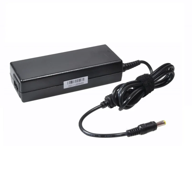 Блок питания Pitatel для ноутбука Acer BenQ Dell eMachines Siemens Gateway Packard Bell 19V 4.74A 5.5x1.7+ сетевой кабель