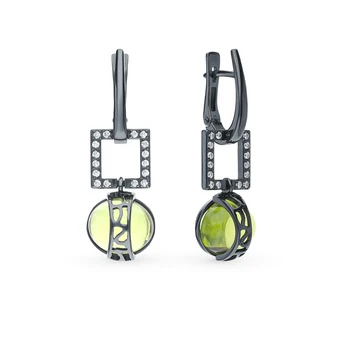 

Silver earrings with cubic zirconia and sieve sunlight sample 925