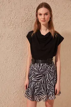

Trendyol Patterned Skirt TWOSS20ET0208