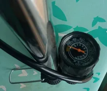 WEST BIKING-bomba de aire de mano para bicicleta, manómetro, inflador de neumático de ciclismo, válvula Schrader Presta, minibomba portátil