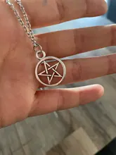 Collar con diseño sobrenatural trampa del diablo pentagrama estrella de cinco puntas Color plata antigua amuleto colgante Vintage Retro película joyería al por mayor