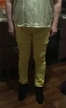 Pantalones de lápiz elásticos de Otoño de color caramelo de cintura media con cremallera ajuste delgado de Jean femenino 2018 de moda Pantalones largos