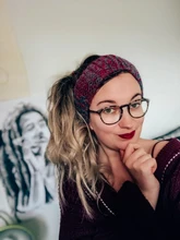 JONRENAU-Peluca de cabello sintético con flequillo para mujer, pelo largo ondulado Natural, Rubio mixto, marrón claro, para fiesta, Blanco/negro