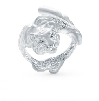 

Silver ring with cubic zirconia sunlight sample 925 test