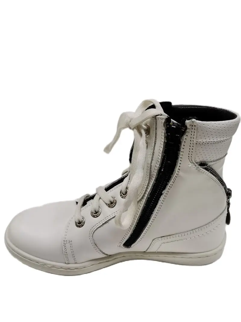 Рисунок 4 - Ботинки для девочки