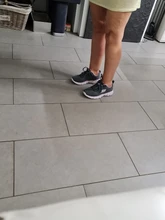 Zapatillas de correr con cordones para hombre y mujer, deportivas de malla para entrenamiento al aire libre, color negro, para primavera y verano, 2021