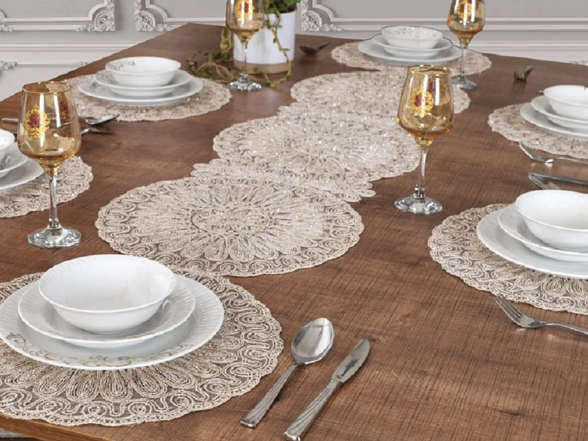 

Luxury Embroidered On Tulle Table Runner Set 6, 8, 12 Persons Modern Home Tablecloth Tableware Dining Decor Wedding Table Decor