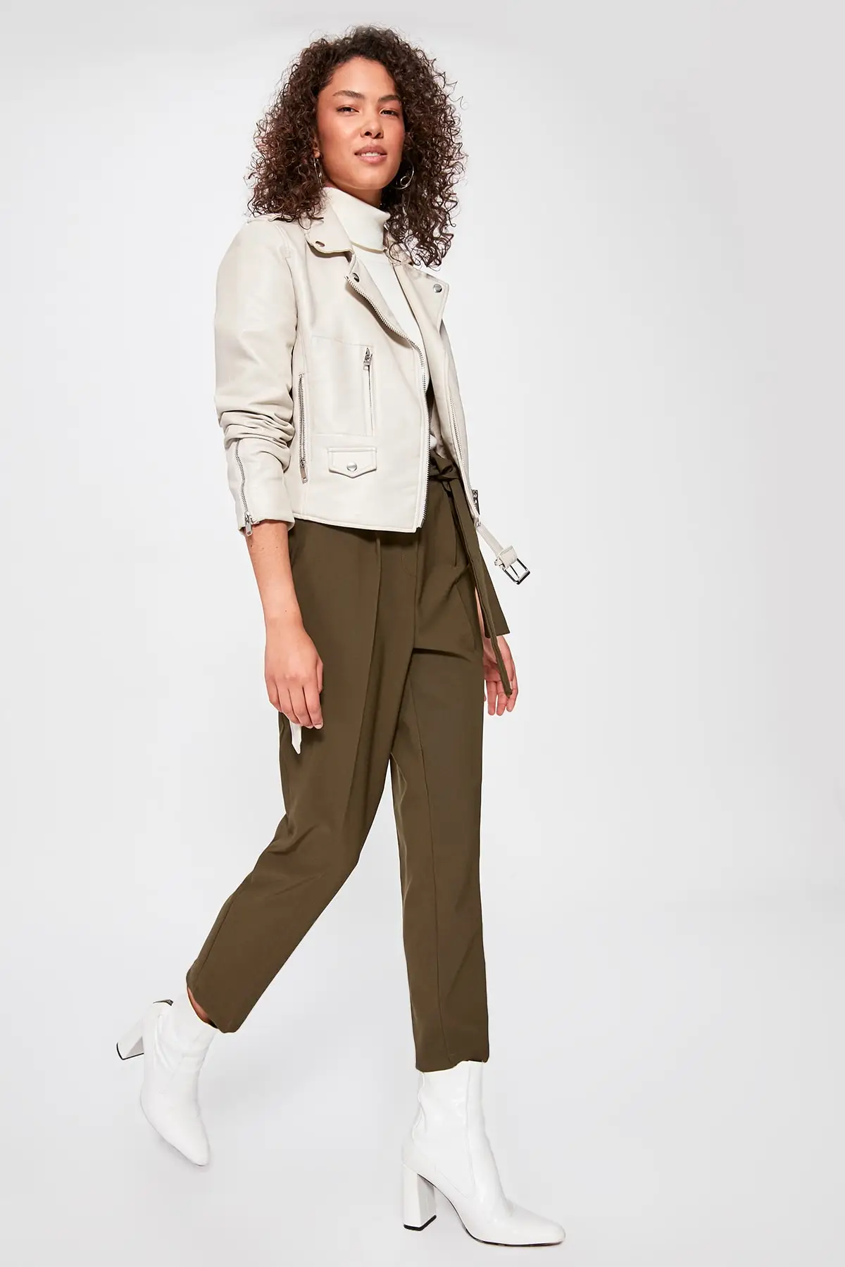 Trendyol хаки морские брюки TWOAW20PL0245