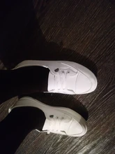 Zapatillas de deporte de plataforma baja para mujer, zapatos informales vulcanizados de cuero pu para caminar, mocasines planos blancos, 2021