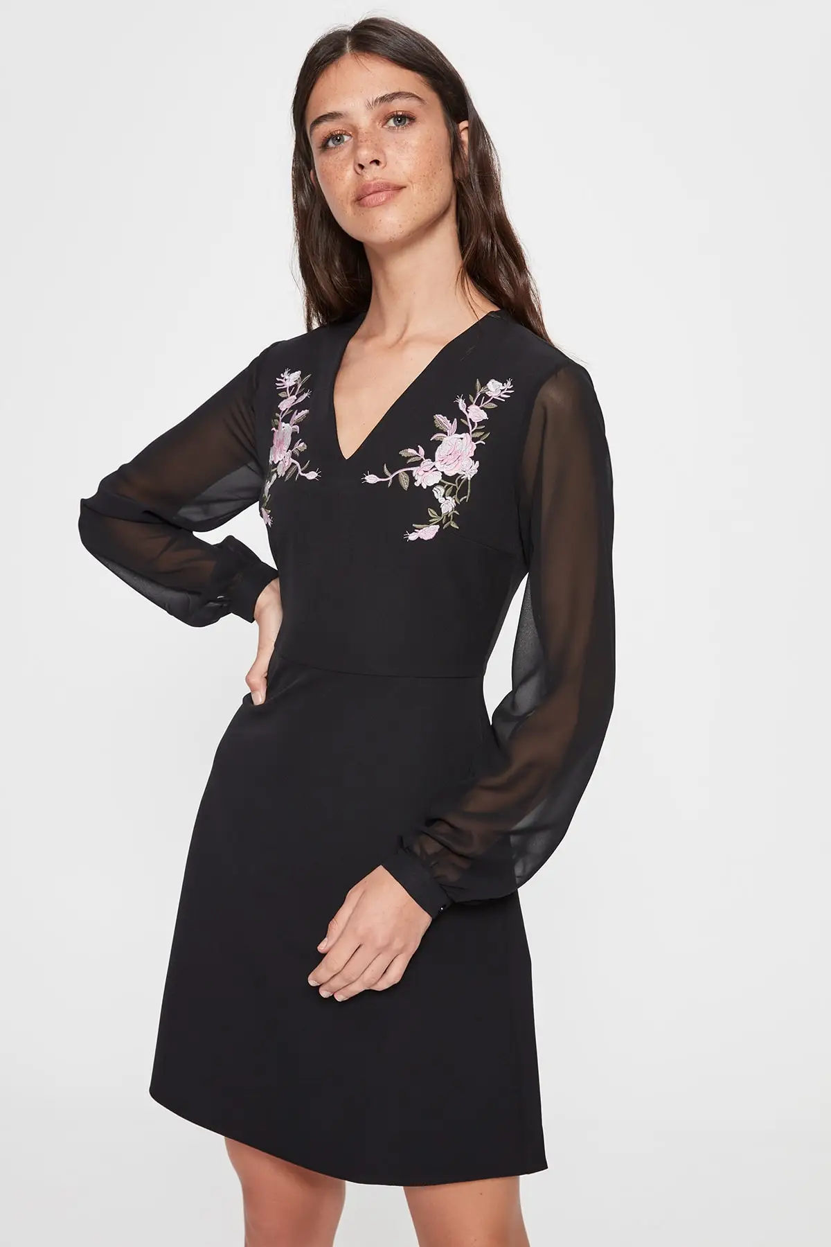 

Trendyol Embroidered Dress TWOAW20EL1655
