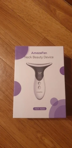 Отзыв о товаре AmazeFan Против морщин на шее Подтяжка для лица и шеи Устройство красоты Светодиодная фотонная терапия Уход за кожей EMS Затянуть шеи Массажер Ум... от пользователя A***a