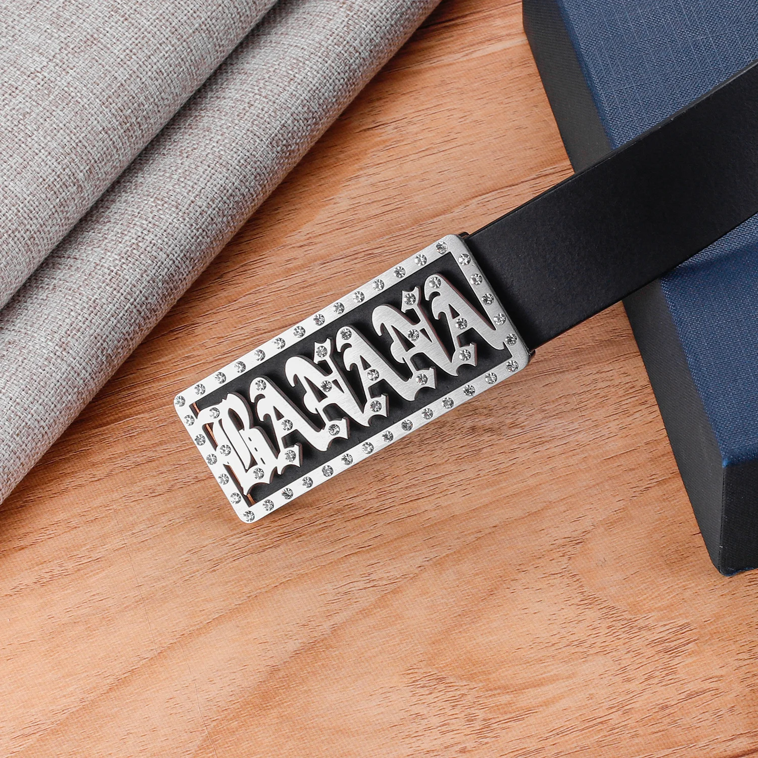 

Индивидуальная пряжка для женщин, новый дизайн, Пряжка из нержавеющей стали с кристаллами, высококачественный модный ремень, подарок на день рождения для девушки