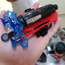 Nuevo Hombre Araña juguetes de plástico Cosplay guante de Spiderman juego de iniciador con la caja Original divertido juguetes para niños Año Nuevo cumpleaños Gi