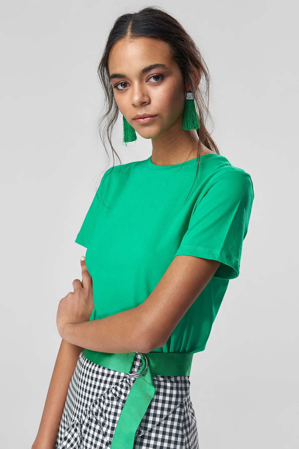 

Trendyol Basic-100 Cotton Green Bicycle Neck Knitted T-Shirt TCLAW18HH0002
