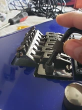 2 uds Tremolo Arm: 1 Uds M9 guitarra eléctrica Tremolo Arm hembra Whammy Bar Jack para puente Tremolo Sistema y 1 Uds eléctrico Guita