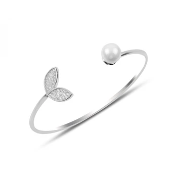 

Silver 925 Sterling Pearl & Zircon Crystal Leaf Bracelet