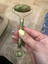 Gua Sha-Rodillo verde 2 en 1, herramientas de Jade Natural, masajeador con piedras para cara, cuello, espalda y Jawline