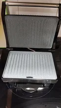 Cecotec RocknGrill 1000W Parrilla Grill Eléctrica Plancha y Sandwichera Revestimiento Ecológico con Bandeja Recogegrasas Superficie Amplia Cocinado Placa Flotante Adapta Altura con Indicador Luminoso y Asa