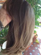 Peluca de cabello sintético con flequillo para mujer, longitud media, color marrón a rubio, resistente al calor, para Cosplay