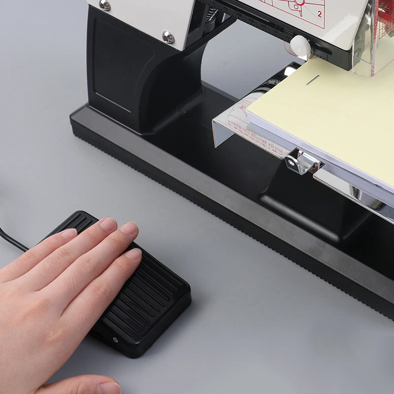 Рисунок 5 - Электрический степлер GD105